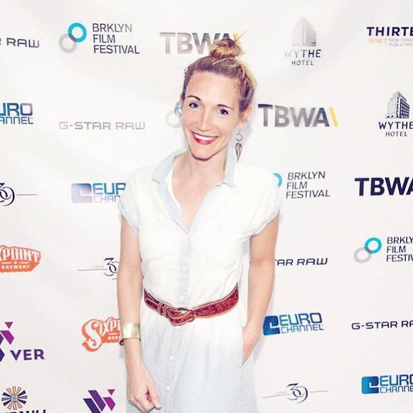 Meet your Posher, Annie - Picture 1 of 1